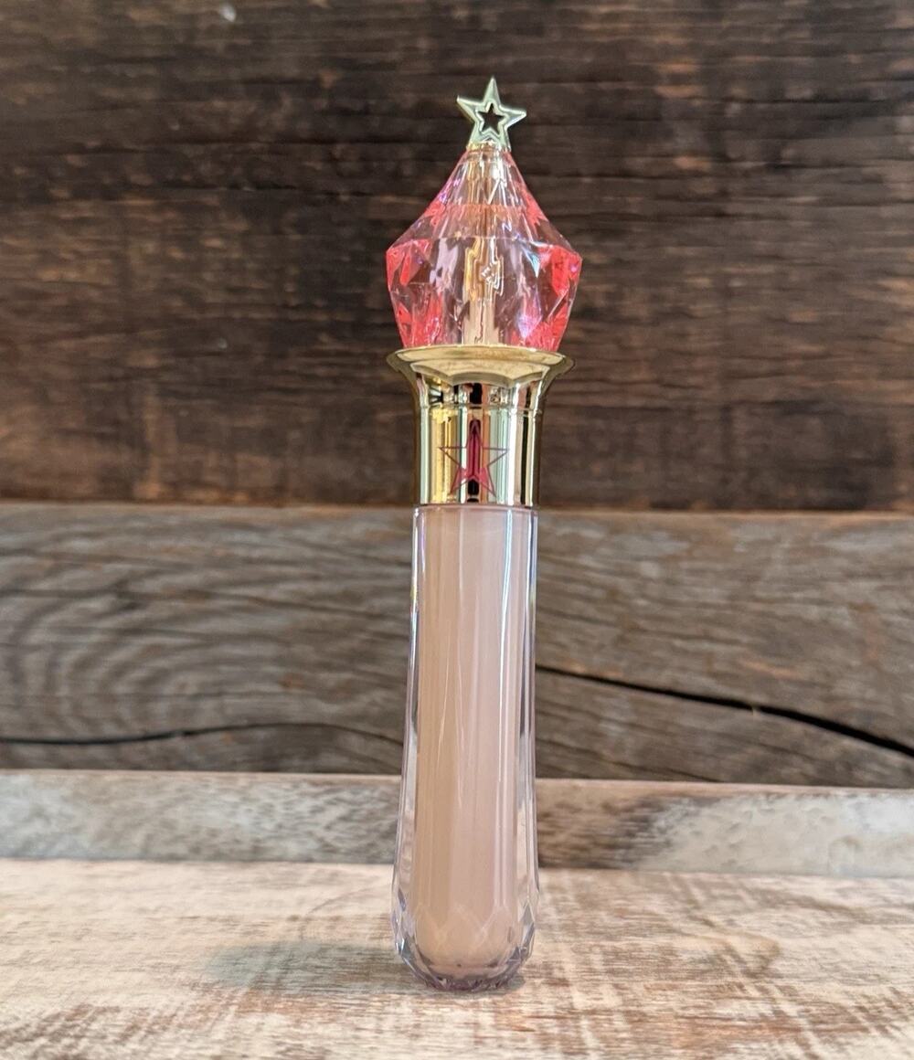 One Jeffree Star Magic Star Liquid Concealer - C12